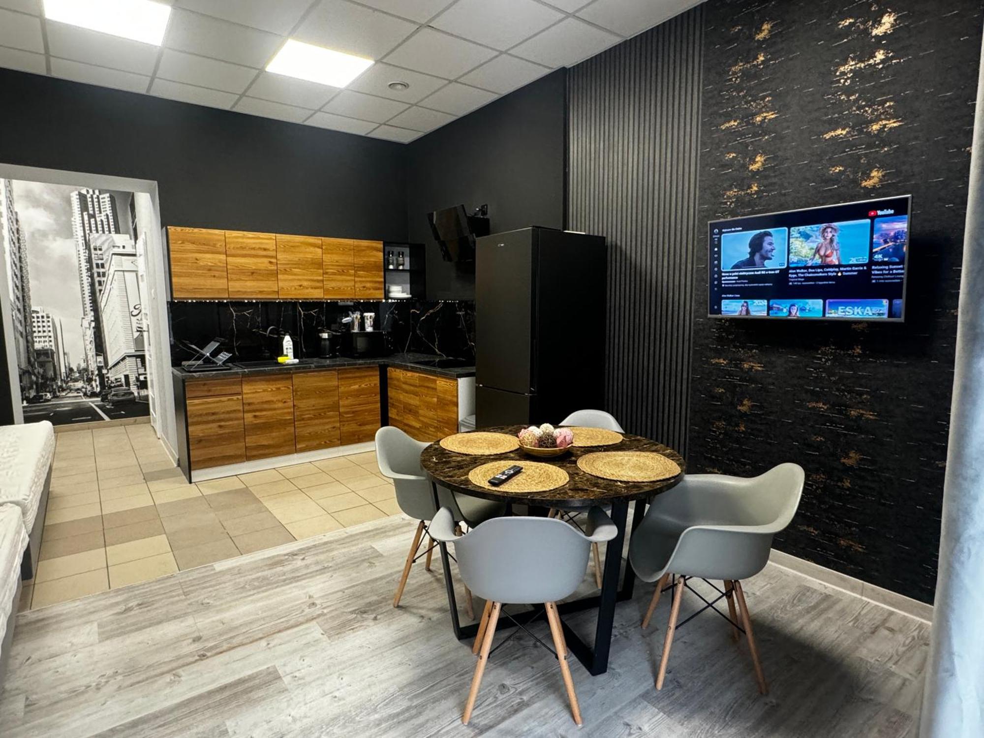 Apartamenty I Pokoje „Pod Jedynka” Konstantynow Lodzki Exterior photo